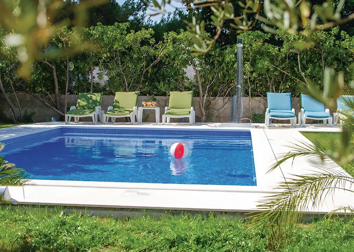 Olivenbaum Ferienhaus *